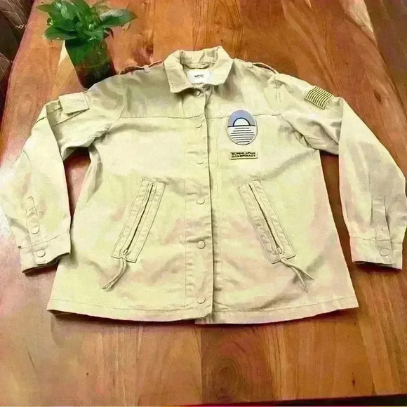 WESC Jacket Beige Streetwear Unisex Contemporary Jacket. - Picture 10 of 10